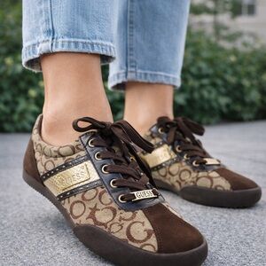 GUESS Brown Logo Low-Top Sneakers with Gold Accents